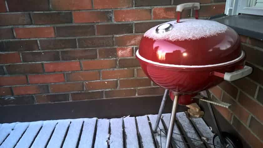 Can I Leave My Grill Outside In The Winter?