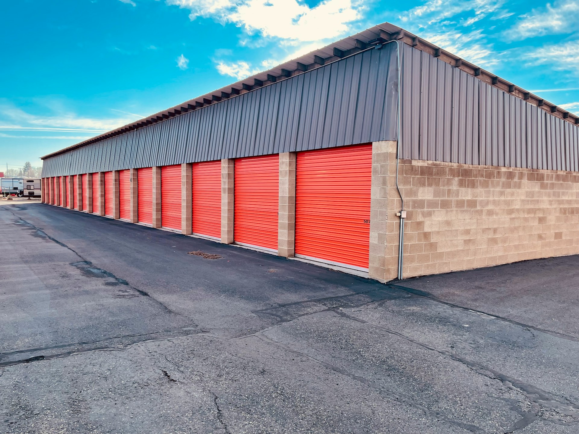 When Can a Storage Unit Lock You Out? Understanding Contracts & Legal Rights